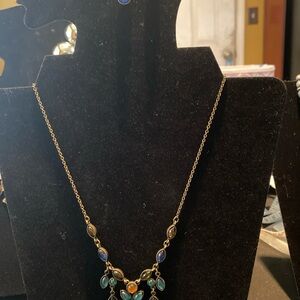 SAQ Vintage Chic Antique Gold Necklace and Earrings set.